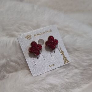 VCA Red Glitter Flower Earrings